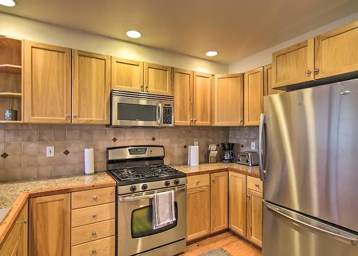Ski-In/Out Big Sky Townhome W/ Stunning Mtn Views!
